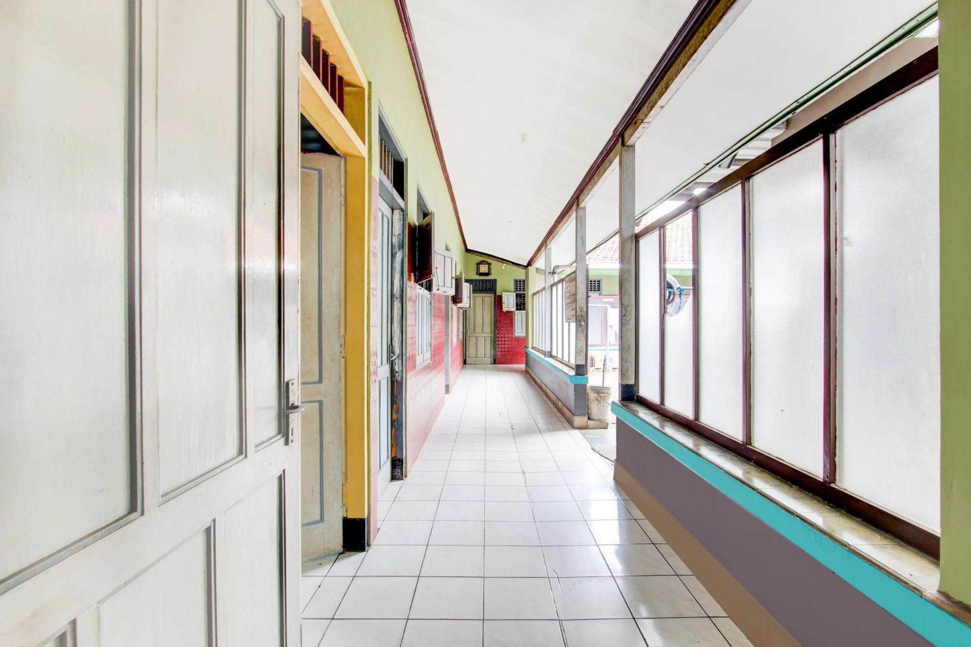 Spot On 94085 Hotel Agung Purwokerto Eksteriør bilde